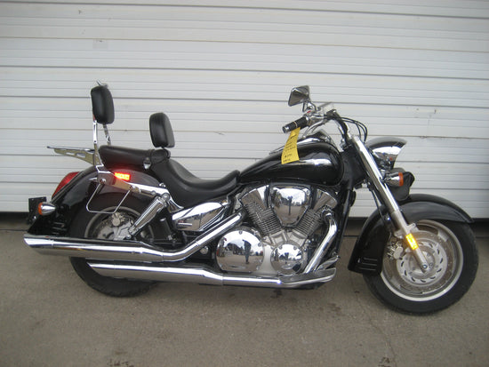 Image Title SALE PENDING - 2005 Honda VTX1300R $3699.00 OBO